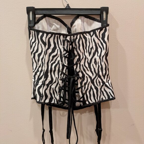Zebra print corset - Picture 5 of 7